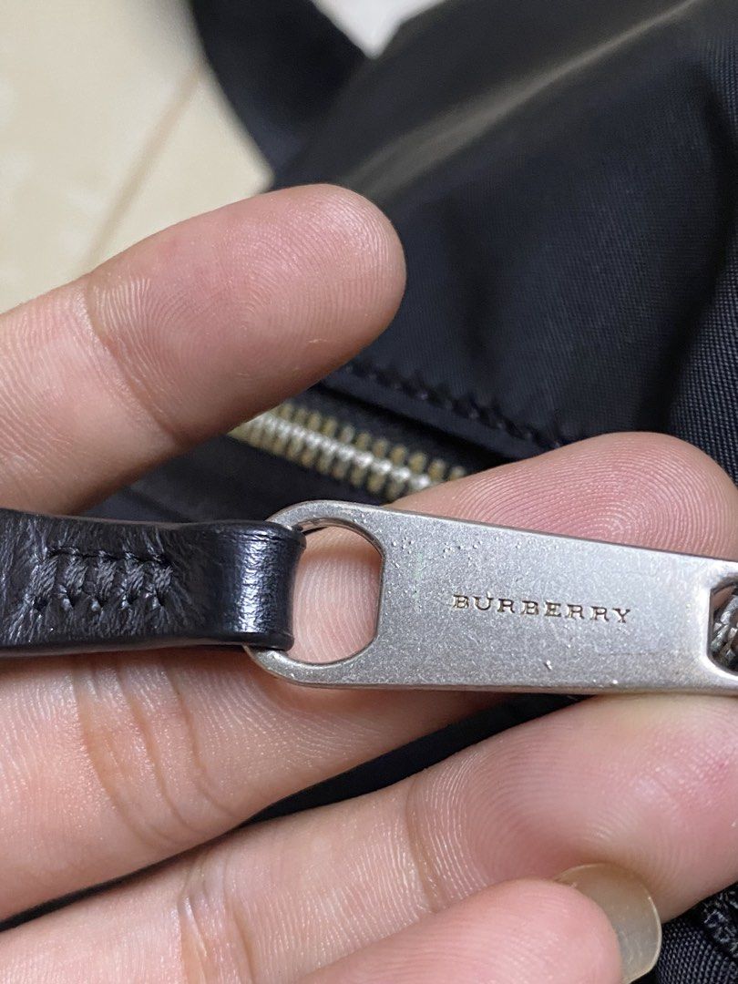 BURBERRY (Category: Luxury Bags & Wallets) located in Davao. Submitted by maikes_finds (Listing ID 1466907274, Image 3). Description: NO MAJOR ISSUE GOOD CONDITION COMPLETE TAGS.