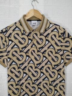 (Category: ) located in . Submitted by fashionfinds1999 (Listing ID 1466825401, Image 1). Description: .