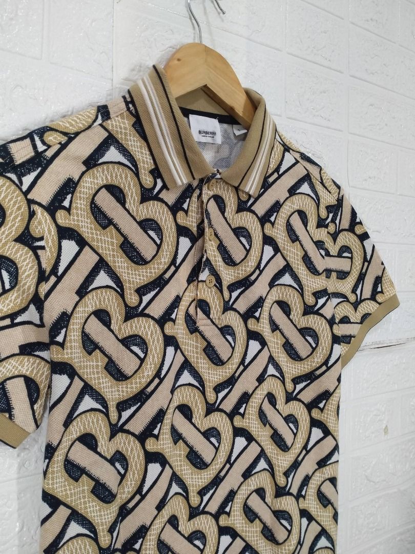 BURBERRY AOP POLO SHIRT (Category: Tshirts & Polo Shirts ) located in Baguio. Submitted by fashionfinds1999 (Listing ID 1466825401, Image 3). Description: 27 X 19 SMALL EXCELLENT CONDITION + SHIPPING FEE.