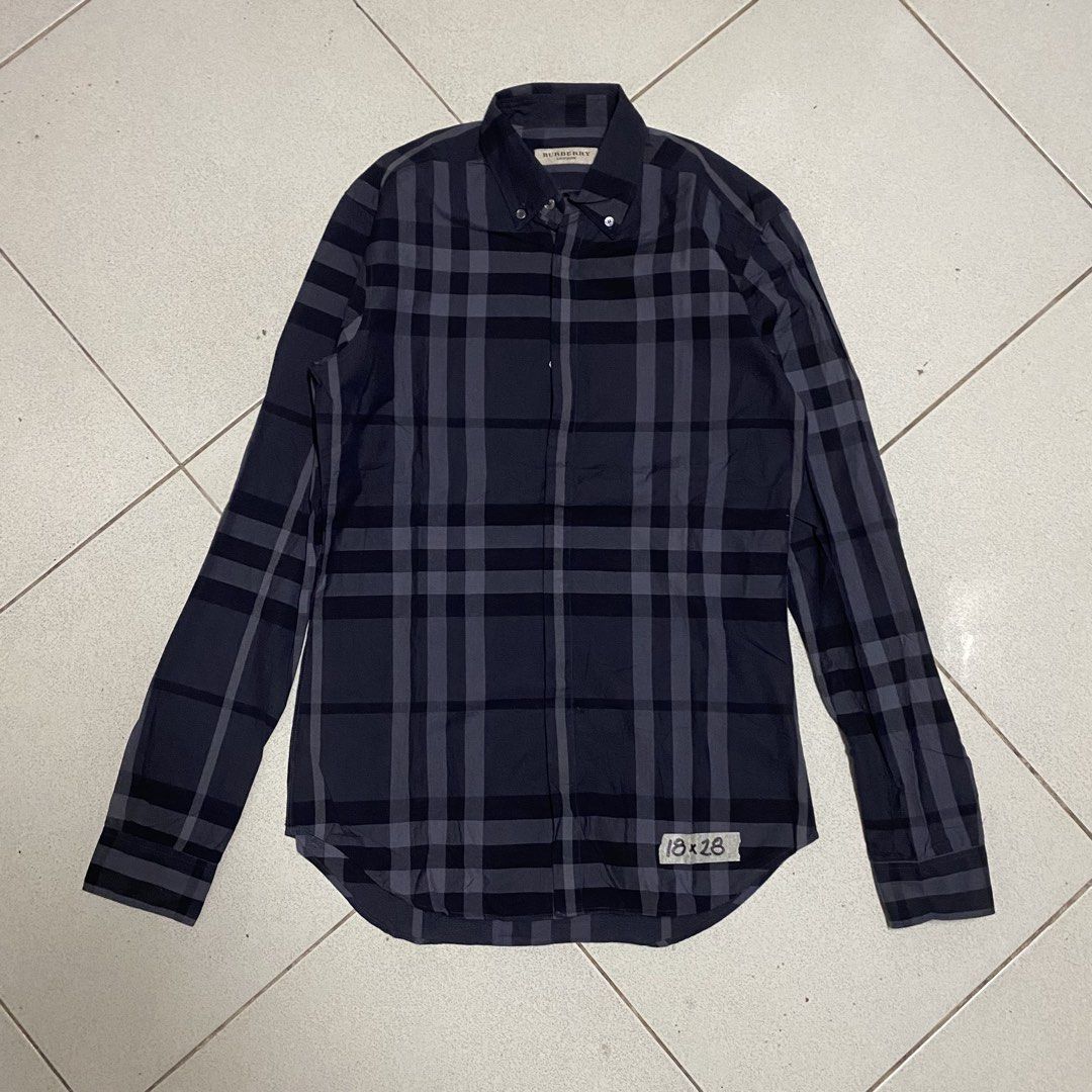 burberry blue plaid button down ls (Category: Formal Shirts) located in Taguig. Submitted by xi_xxix1129 (Listing ID 1466967170, Image 1). Description: xs on tag fits up to medium 18x28” as new condition 749php +sf no cod taguig location 📩📩📩.