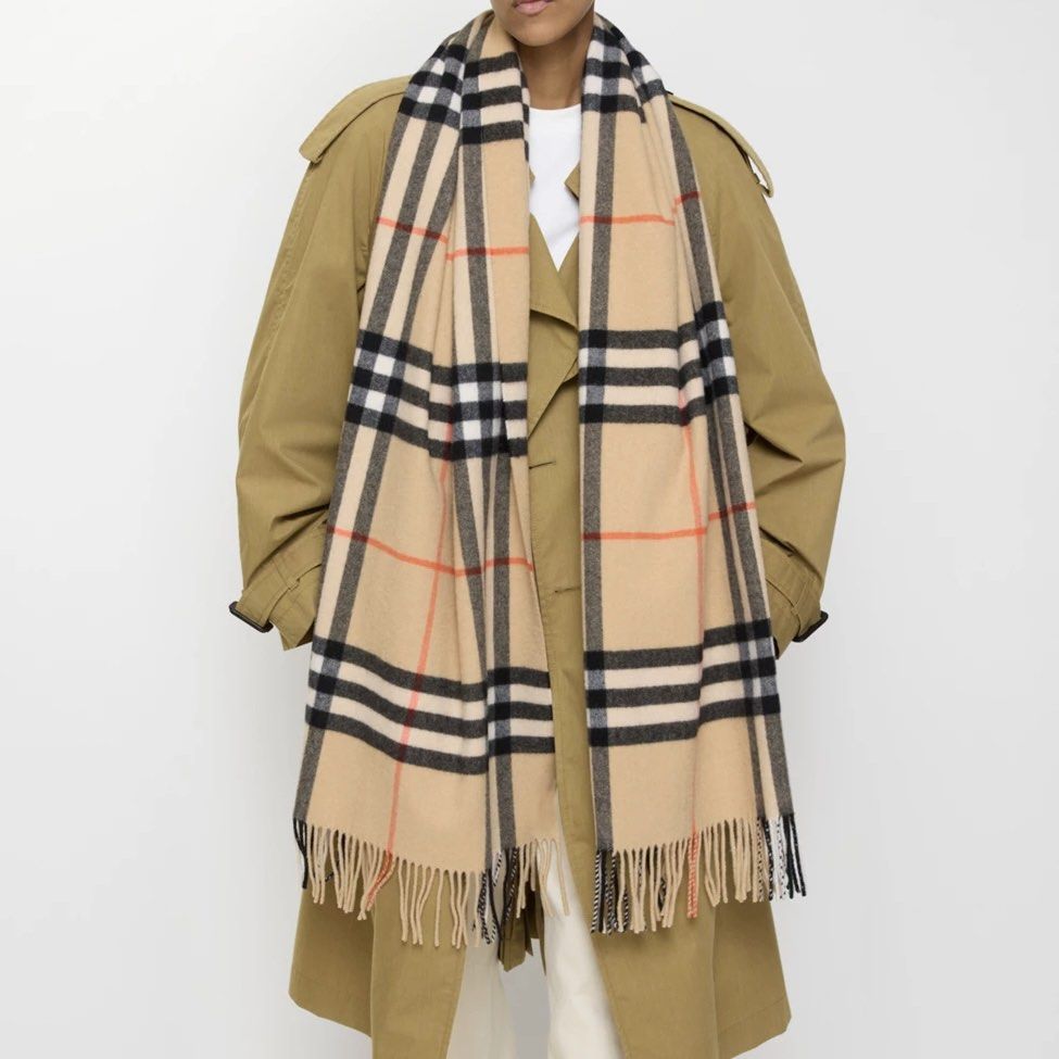 BURBERRY Cashmere Scarves (Category: Scarves) located in Bauang. Submitted by thriftypockets92 (Listing ID 1466811183, Image 3). Description: .