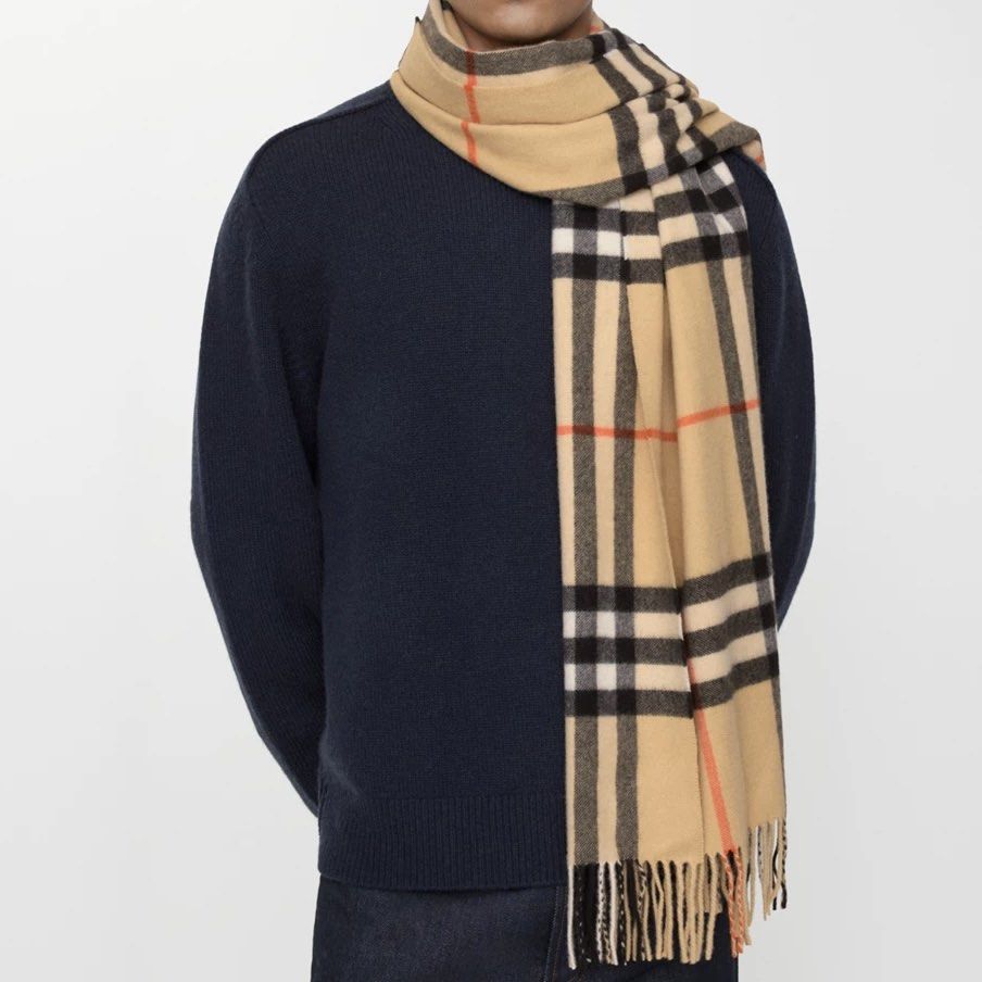 BURBERRY Cashmere Scarves (Category: Scarves) located in Bauang. Submitted by thriftypockets92 (Listing ID 1466811183, Image 2). Description: .