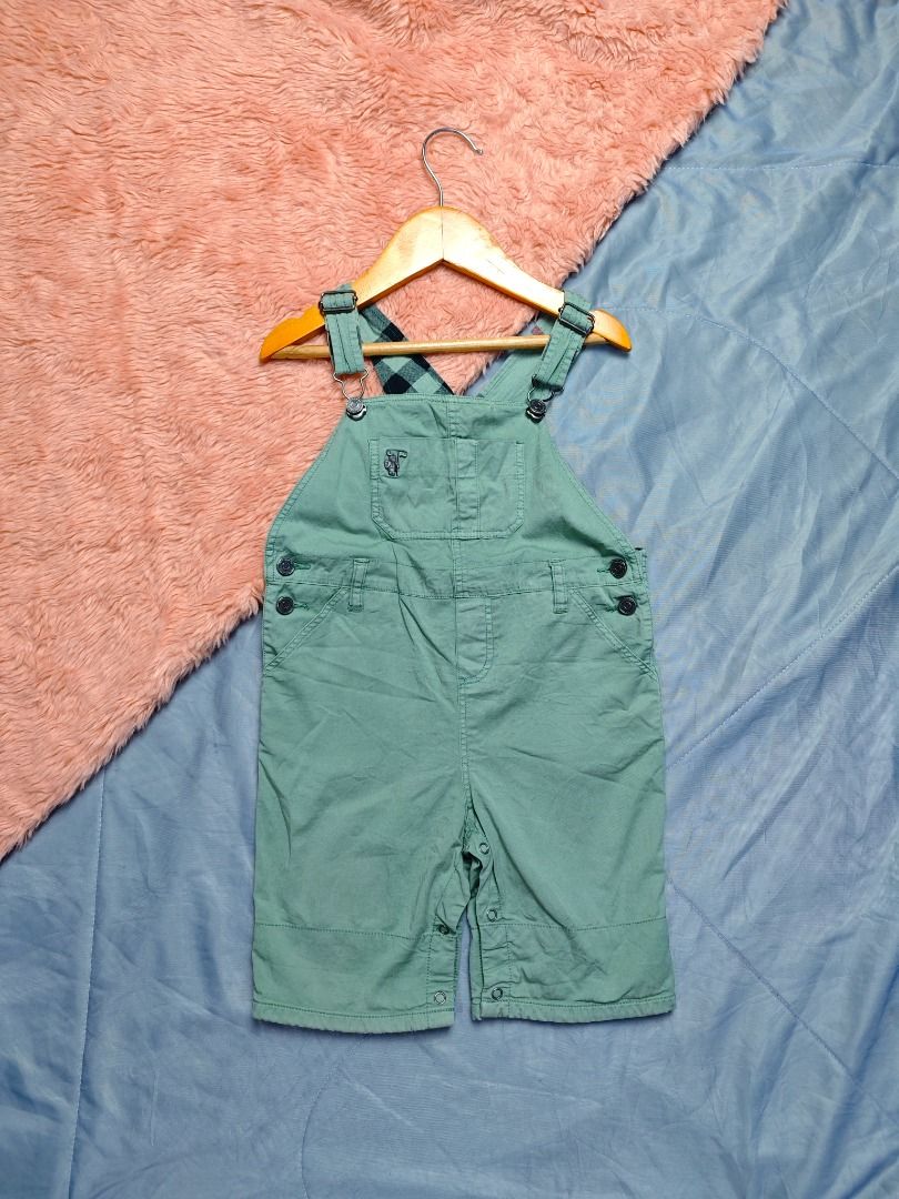 BURBERRY KIDS JUMPSHORTS (Category: Babies & Kids Fashion) located in Imus. Submitted by eykc01 (Listing ID 1466901717, Image 2). Description: LIKE NEW 2YO.