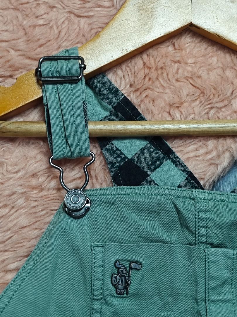 BURBERRY KIDS JUMPSHORTS (Category: Babies & Kids Fashion) located in Imus. Submitted by eykc01 (Listing ID 1466901717, Image 3). Description: LIKE NEW 2YO.