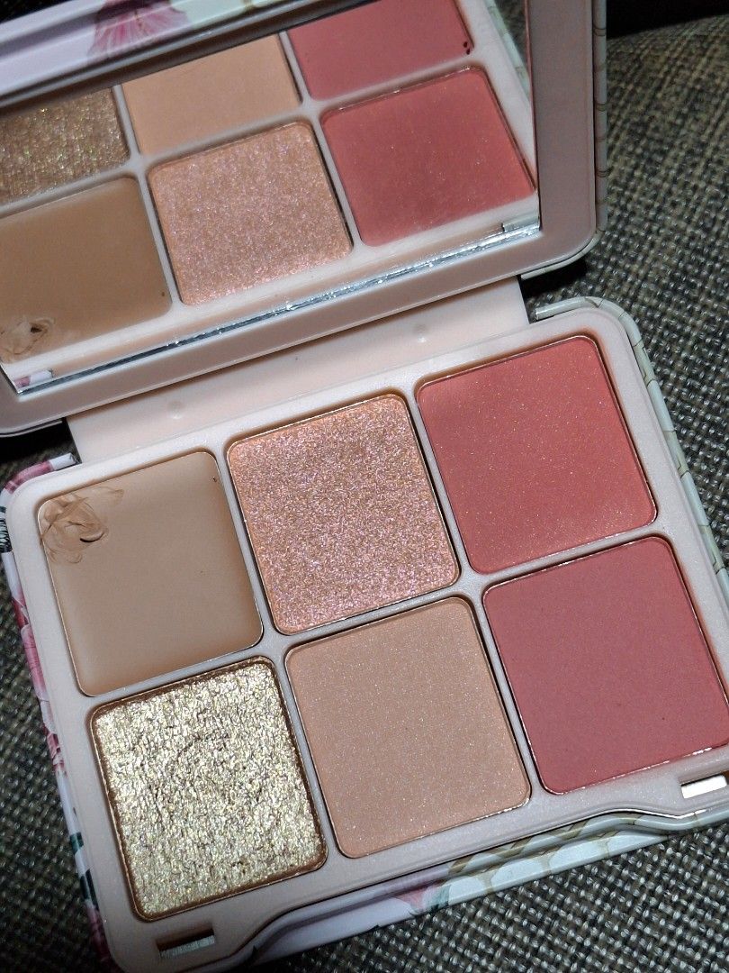 BYS Queen Bee Face Palette Sweet Flush (Category: Makeup) located in Makati City. Submitted by paudeclutters (Listing ID 1466889002, Image 2). Description: - Shade: Sweet Flush (pinks, nudes, and golds) - Finishes: Creme, shimmer, and matte pans - Packaging: Travel-friendly floral tin with built-in mirror - Size: Net weight 0.28 oz / 8g - one pan has a slight mark/damage caused by contact with the plastic packaging and only one blush pan used 2x.