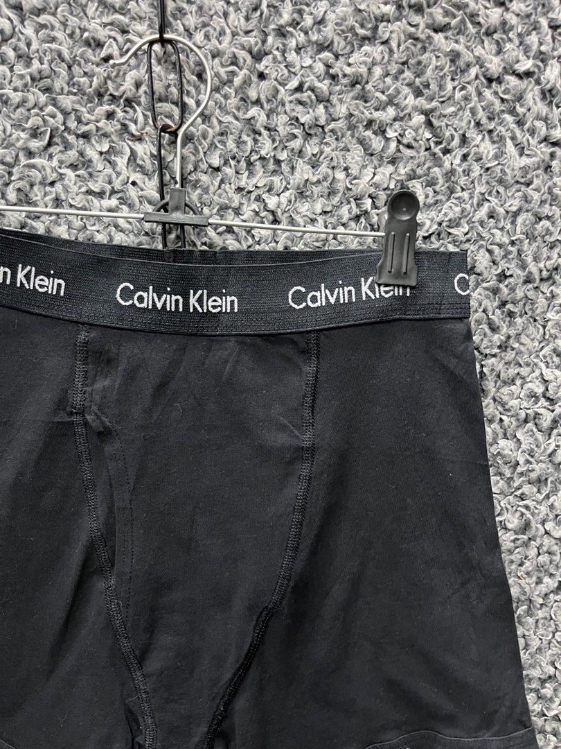 Calvin Klein Inner Short | Size M (Category: Shorts) located in General Trias. Submitted by z_rchustlin.4 (Listing ID 1466904141, Image 2). Description: Authentic.