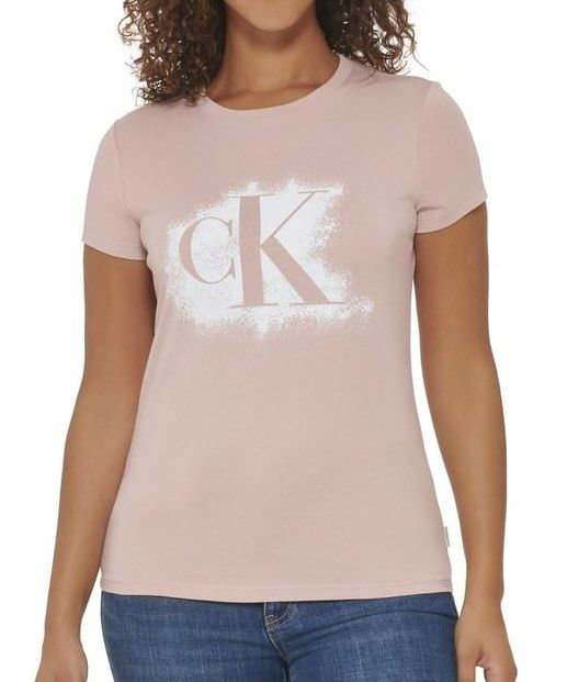 CALVIN KLEIN SHORT SLEEVE GRAPHIC TEE (Category: Shirts) located in Baras. Submitted by jnc__apparel (Listing ID 1466900085, Image 1). Description: 🏷️ CALVIN KLE1N SHORT SLEEVE GRAPHIC TEE 📌 Dimes: 23.5L x 18W 📌 Size: Medium for womens 📌 Condition: Excellent 📌 Color rate: 9.5/10 📌 Issue: None ✅ Washed and ready to wear.