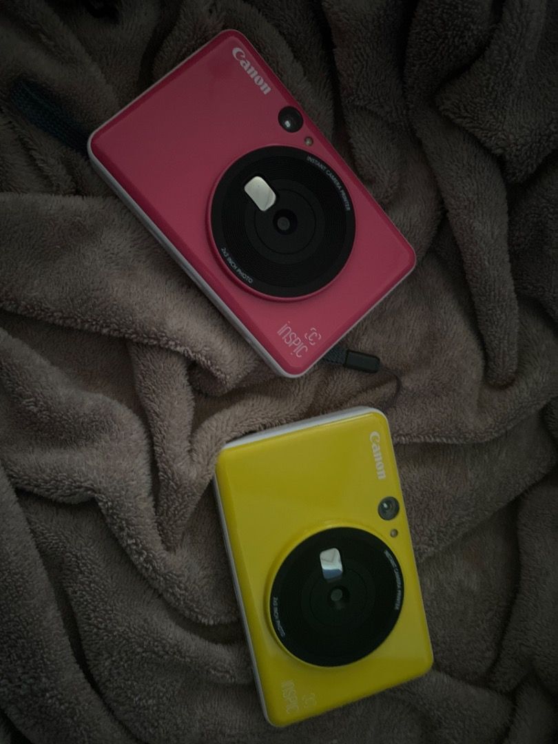 Canon inspic c (Category: Cameras) located in Caloocan City. Submitted by truemountain_f8dd57 (Listing ID 1466799044, Image 1). Description: 3500 each Color yellow and pink .