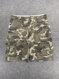 (Category: ) located in . Submitted by dailywear6200 (Listing ID 1466876022, Image 1). Description: .