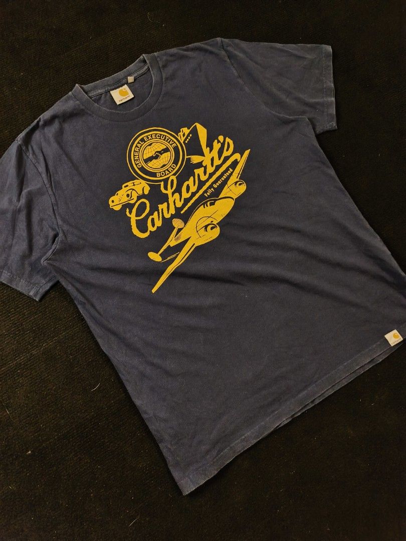 Carhartt GENEX (Category: Tshirts & Polo Shirts ) located in San Fernando. Submitted by gaboo_asncn (Listing ID 1466931629, Image 1). Description: - Carhartt GENEX - Size: Large on tag (W23.5/L29.5) - Condition: Excellent - Color Rate: 9/10 - No issue.