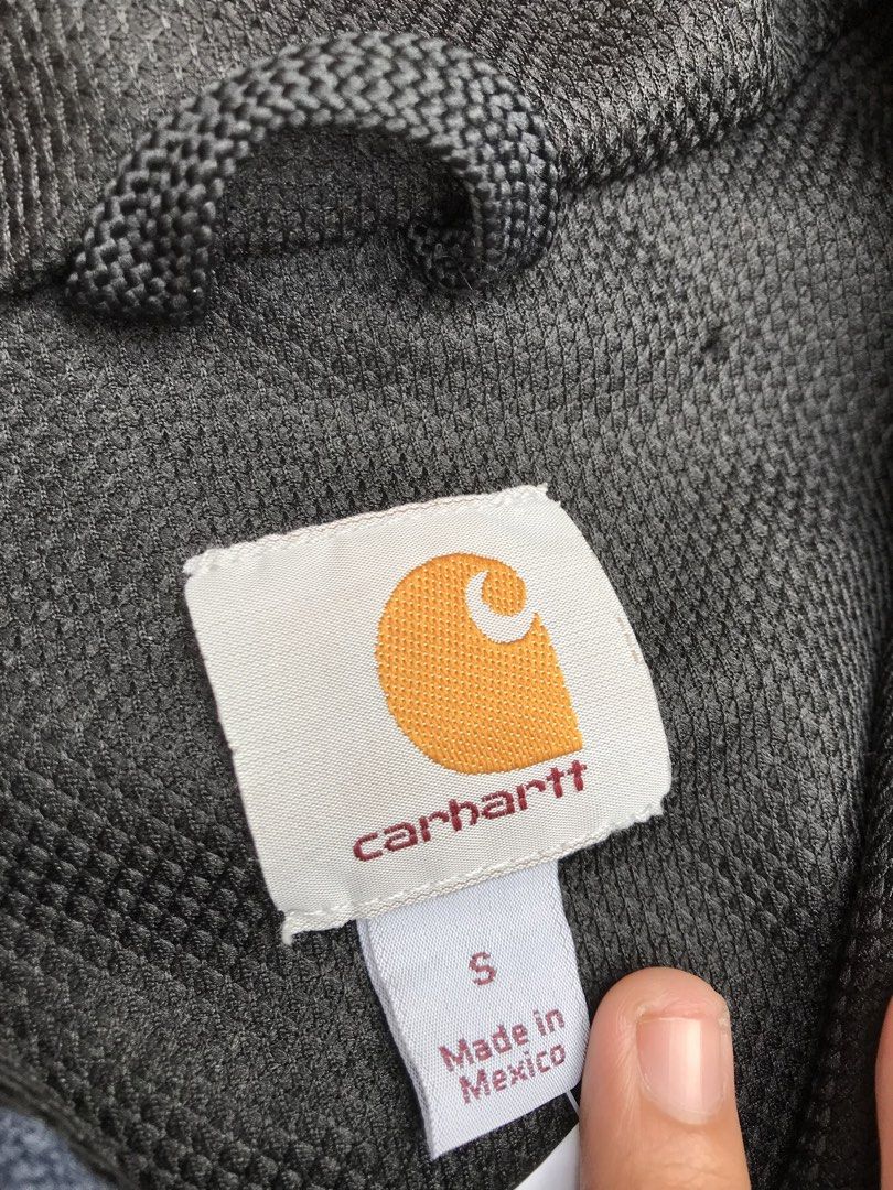 CARHARTT JACKET (Category: Coats, Jackets and Outerwear) located in Manila. Submitted by crismil1 (Listing ID 1466788908, Image 2). Description: dimes 28 length 22 width No issue 9/10 color rate .