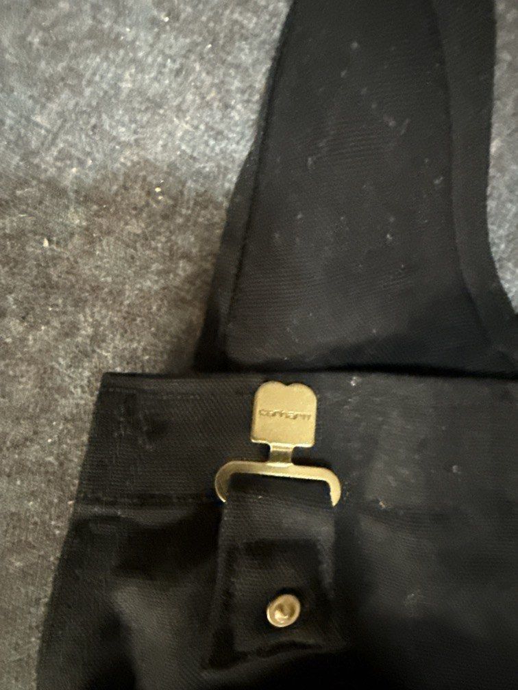 CARHARTT JUMPER (Category: Announcements) located in Angeles City. Submitted by migs_font29 (Listing ID 1466775421, Image 3). Description: LOOKS NEW.