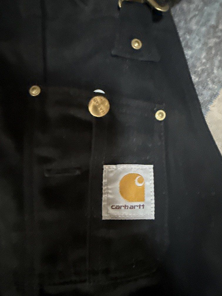 CARHARTT JUMPER (Category: Announcements) located in Angeles City. Submitted by migs_font29 (Listing ID 1466775421, Image 2). Description: LOOKS NEW.