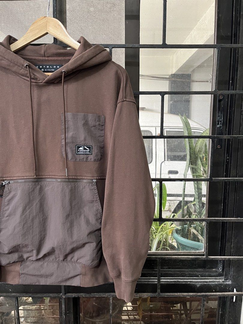 Catalog Hoodie (Category: Hoodies) located in Baguio. Submitted by whatthestore (Listing ID 1466811130, Image 2). Description: 22x26.