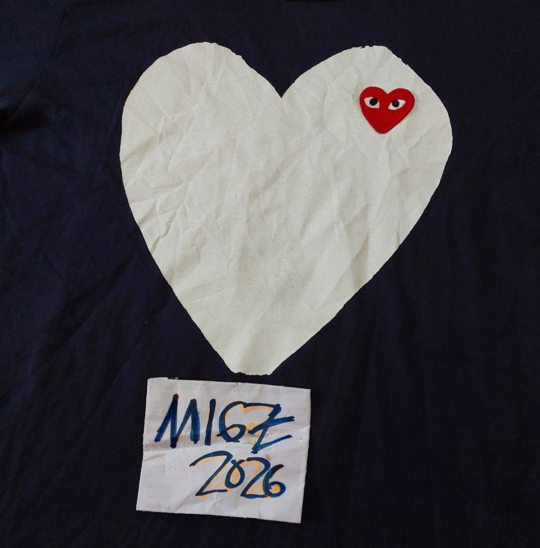 CDG Play "Heart Logo" Patch Tee (Category: Tshirts & Polo Shirts ) located in Davao. Submitted by juanmigz.ph (Listing ID 1466784372, Image 2). Description: CDG Play "Heart Logo" Patch Tee (Mens) Excellent ✅️ *OFF* size: Medium "18 W x 29 L" Php 600.00 PM for more Inquiry 😁....