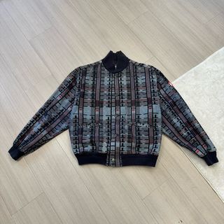 （分類：）位於 。 由 _swop 提交（商品編號 1466813872，圖片 1）。簡介： 。
