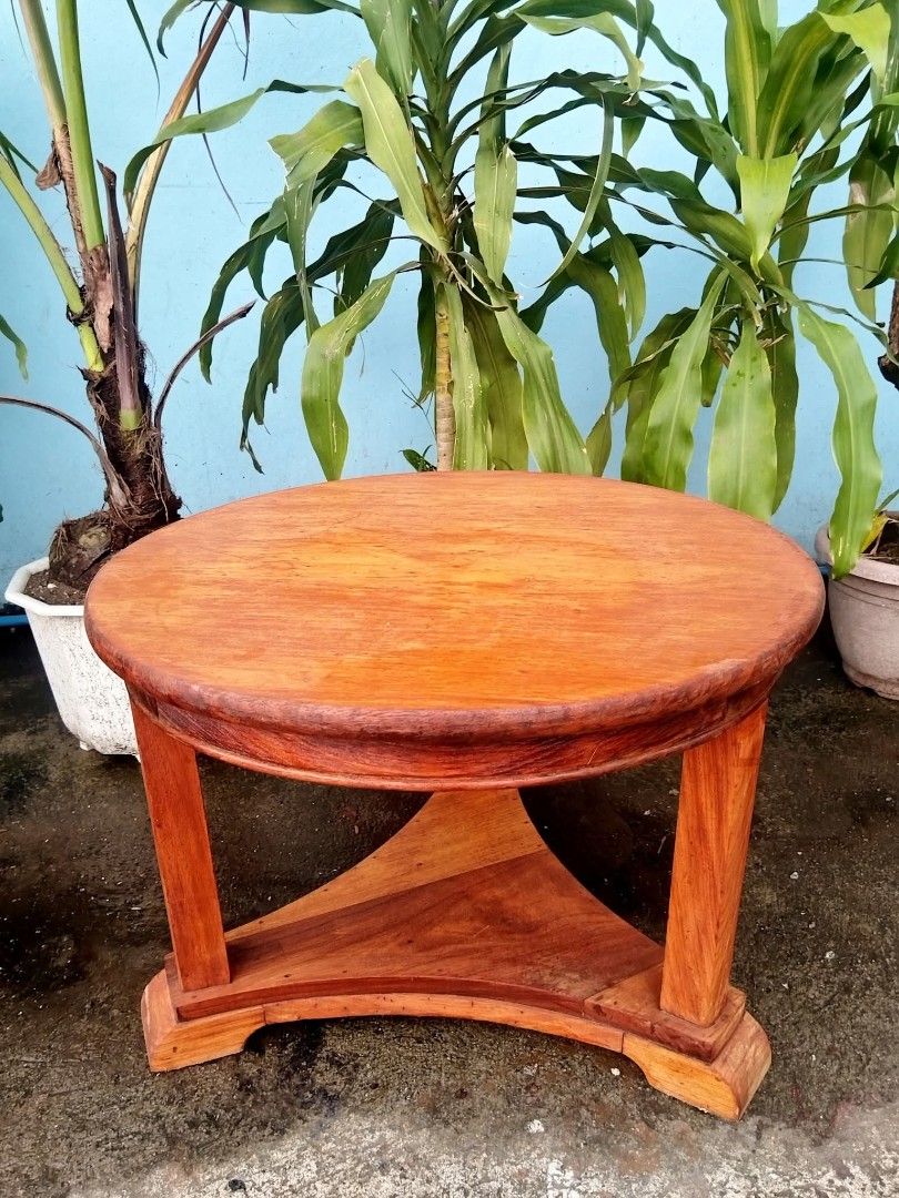 Center Table (Category: Tables & Sets) located in Meycauayan. Submitted by marygracecasimiro (Listing ID 1466775283, Image 2). Description: Round Center Table made of solid Narra Wood. Restored and revarnished. Ready to use. Get it for only P6,000. Diameter 23 x H17 inches🩷.