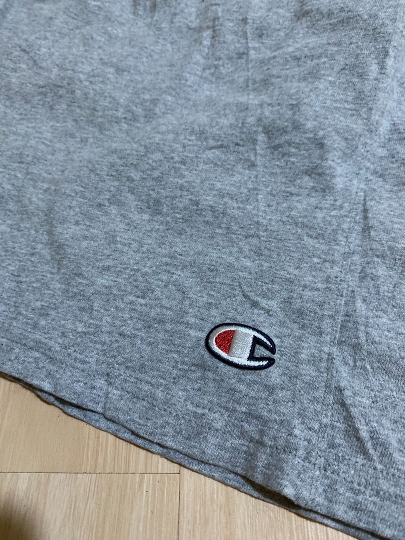 Champion Grey Sweat Shorts (Category: Shorts) located in Cadiz. Submitted by thespotcdz (Listing ID 1466824908, Image 2). Description: Large on tag Waist 30-36 Length 20" Excellent condition.