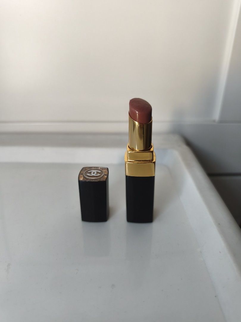 Chanel Rouge Coco Flash 116 Easy Lipstick (Category: Makeup) located in Manila. Submitted by smilefashion08 (Listing ID 1466861676, Image 1). Description: Original Chanel.