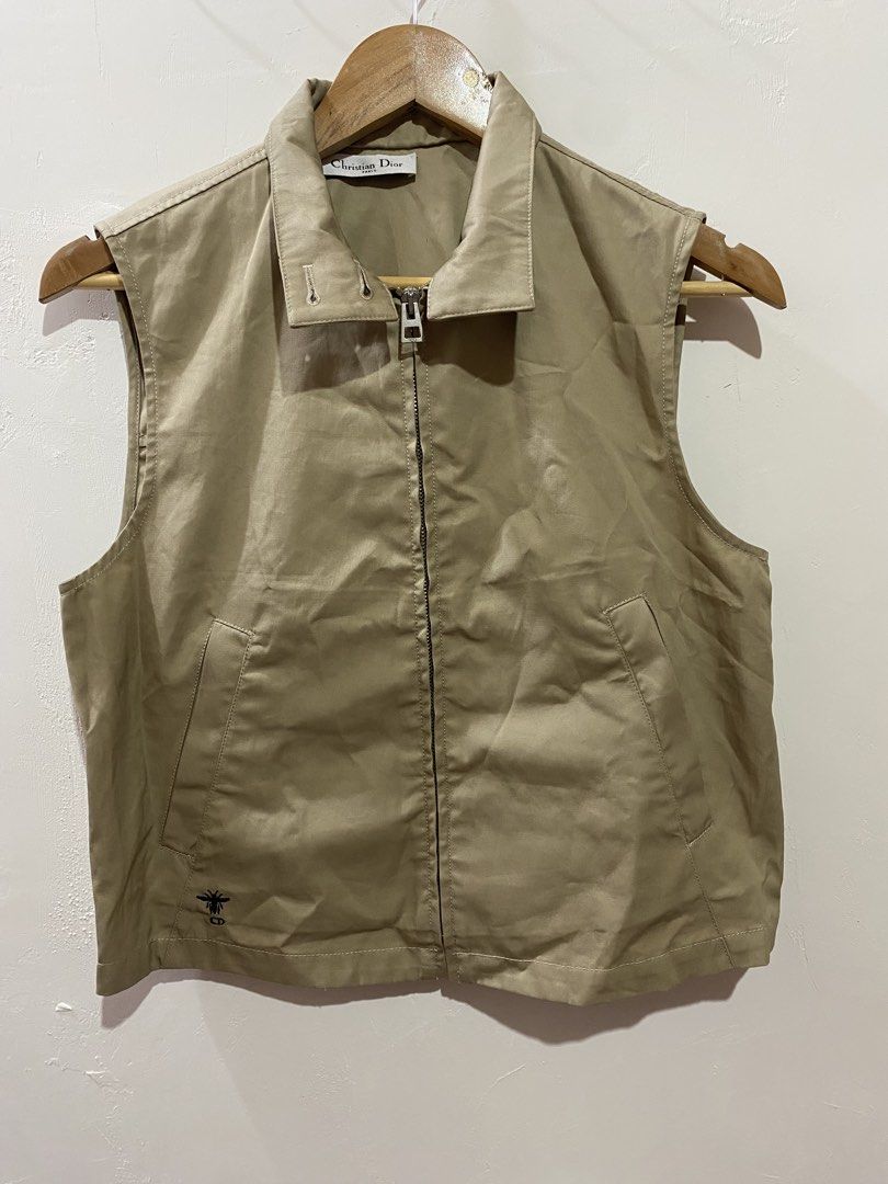 Christian Dior (Category: Coats, Jackets and Outerwear) located in Bacolod City. Submitted by j.kicks21 (Listing ID 1466911054, Image 1). Description: Christian Dior Vest Flawless No issue No hidden issue Complete tags Location:Bacolod City Negros Occidental.