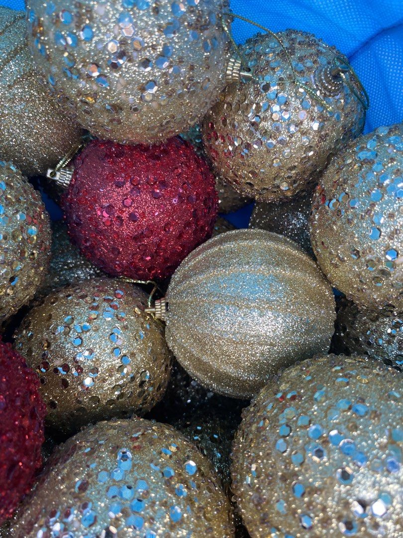 Christmas balls (Category: Other Home Decor) located in Caloocan City. Submitted by declutterlov (Listing ID 1466810310, Image 1). Description: 65 pcs Gold color balls Used last year only.