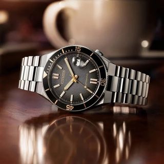 （分類：）位於 。 由 carywatches 提交（商品編號 1466812659，圖片 1）。簡介： 。