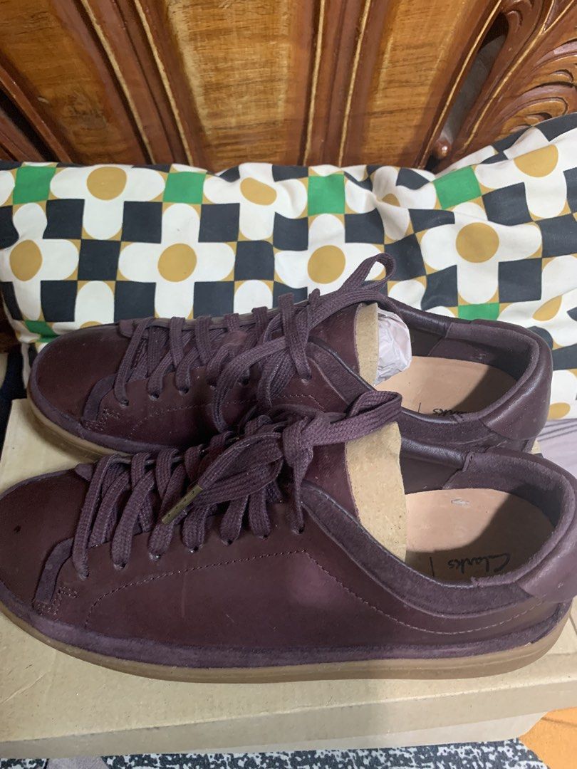 Clarks Nathan Craft shoes (Category: Casual Shoes) located in General Trias. Submitted by vpshoppe (Listing ID 1466786485, Image 2). Description: Clarks Nathan Craft shoes Brandnew no box US 8M Maroon.