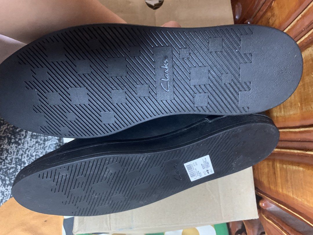 Clarks Stanway Flow (Category: Casual Shoes) located in General Trias. Submitted by vpshoppe (Listing ID 1466806328, Image 3). Description: Clarks Stanway Flow shoes Brandnew no box size US 8M .