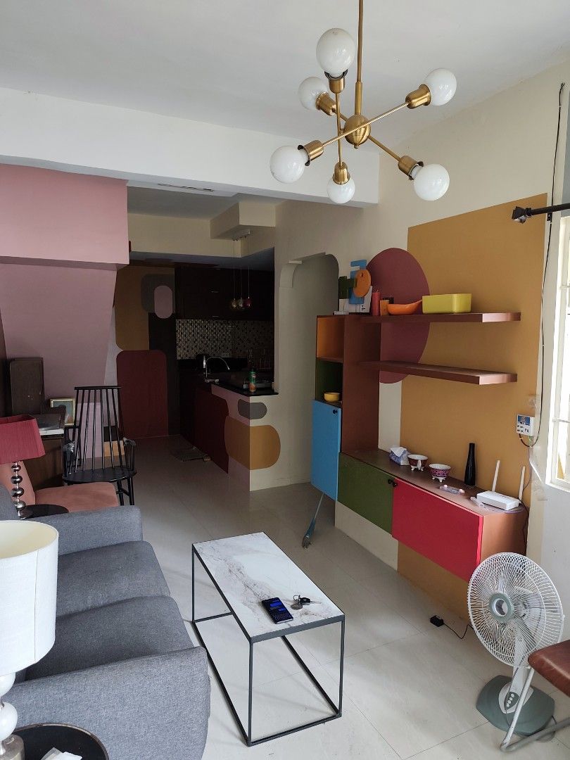 Clean title on hand. (Category: House & Lot) located in Manila. Submitted by freewolf_d807ad (Listing ID 1466871650, Image 2). Description: - Property Type: Cozy 2-storey townhouse with gated front garage - Living Space: Open-plan living and dining area with creative pastel and bold color-blocked walls - Kitchen: Built-in cabinets, stainless steel sink, and stylish pendant lighting - Bedrooms: Furnished spaces featuring painted accent walls - Vib