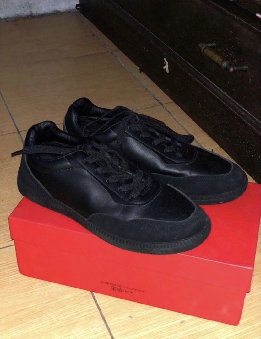 CLN Black Sneakers with Original Box (Category: Sneakers) located in Manila. Submitted by constantin14729 (Listing ID 1466873882, Image 2). Description: - Brand/Model: CLN Black Sneakers - Design: Low-top with lace-up closure and stylish suede-like toe cap detailing - Sole: Flat rubber sole for comfortable daily wear - Condition: Clean and ready to use - Inclusion: Comes with the original red CLN shoebox.