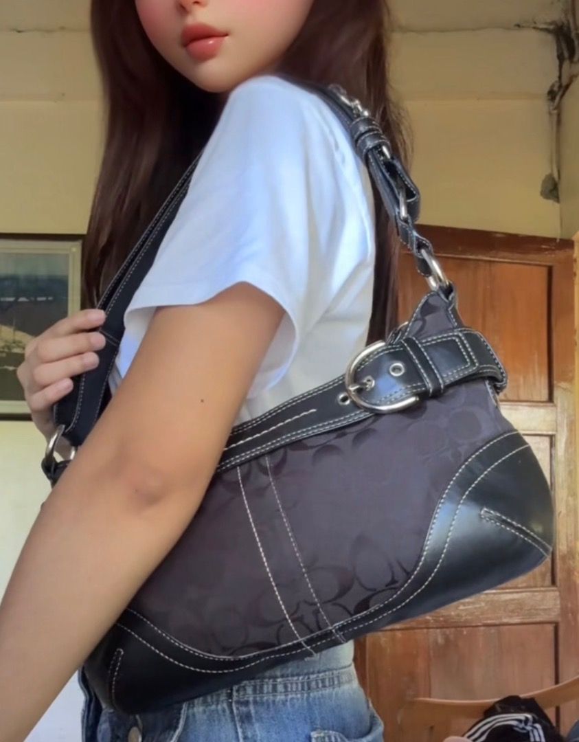 Coach Bag Soho (Category: Luxury Bags & Wallets) located in Samal. Submitted by selleynxcoach373 (Listing ID 1464661415, Image 1). Description: -jnt ship -bataan loc.