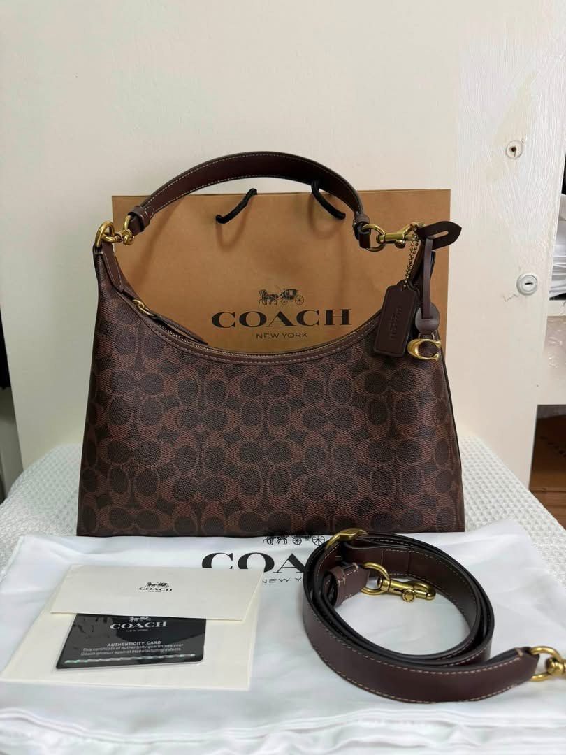 Coach Juliet (Category: Shoulder Bags) located in Binan City. Submitted by pinkykeenshop (Listing ID 1466780372, Image 1). Description: .