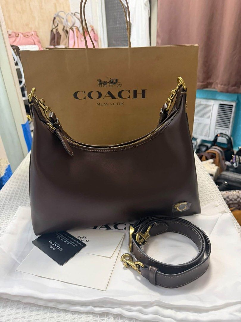 Coach Juliet (Category: Shoulder Bags) located in Binan City. Submitted by pinkykeenshop (Listing ID 1466780417, Image 2). Description: .