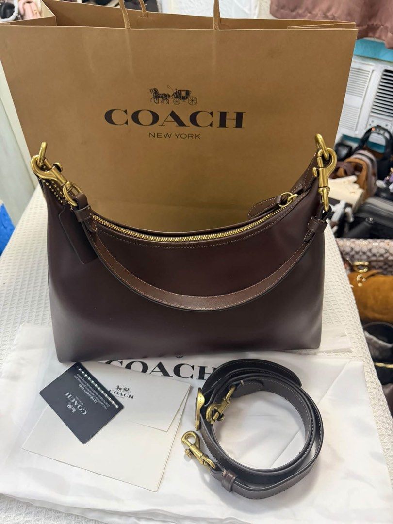 Coach Juliet (Category: Shoulder Bags) located in Binan City. Submitted by pinkykeenshop (Listing ID 1466780417, Image 3). Description: .