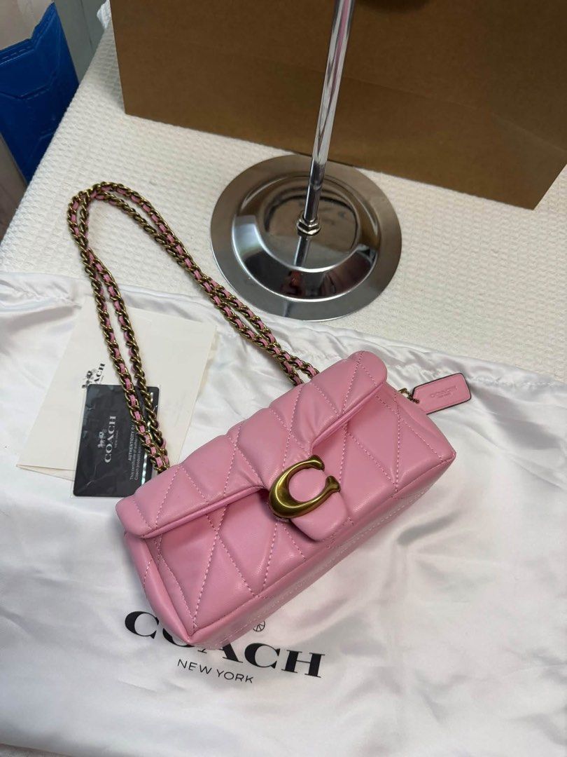 Coach Tabby Quilted 20 (Category: Shoulder Bags) located in Binan City. Submitted by pinkykeenshop (Listing ID 1466779720, Image 2). Description: .