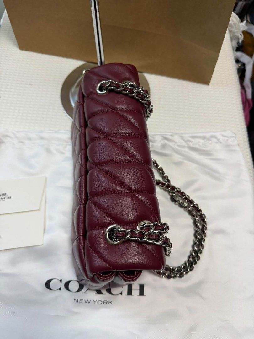 Coach Tabby Quilted 26 (Category: Shoulder Bags) located in Binan City. Submitted by pinkykeenshop (Listing ID 1466779652, Image 3). Description: .
