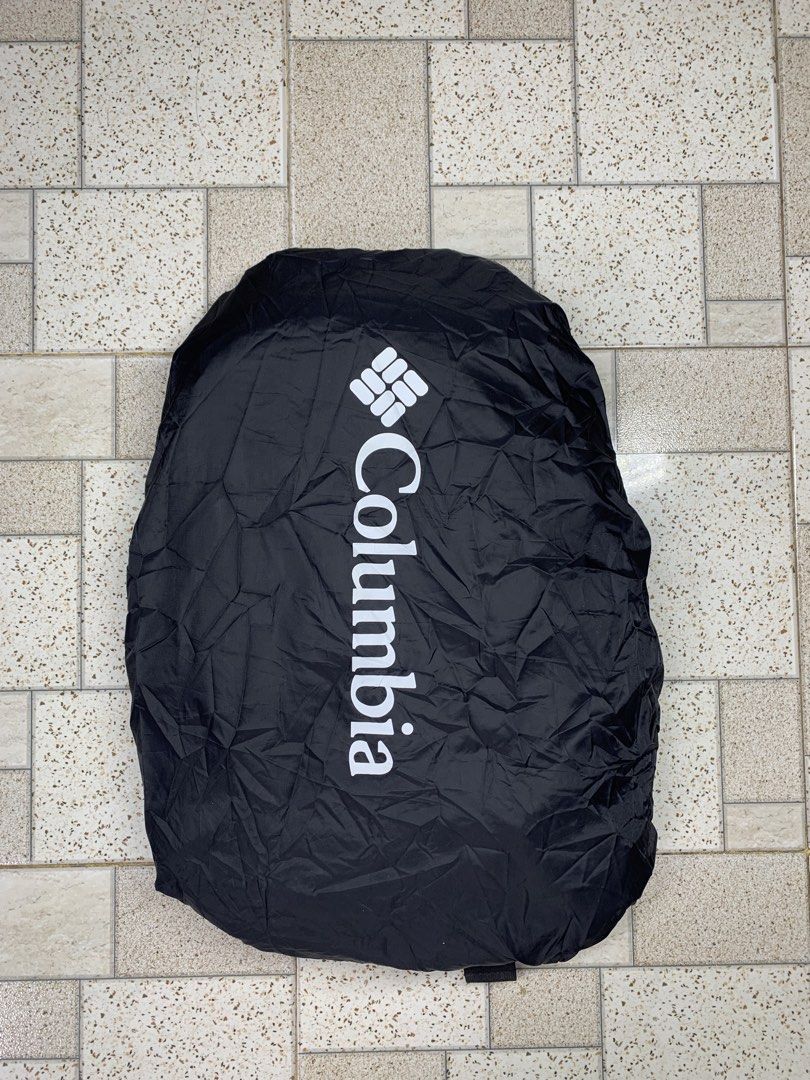 Columbia Backpack (Category: Backpacks) located in Bacolod City. Submitted by ocean_us (Listing ID 1466834856, Image 2). Description: Columbia Backpack ____________________________ Redwood 32 Details: ▪️Size on tape: 15 x21 ▪️With raincoat cover ▪️No issue ▪️Php 1,500 ▪️PLUS SHIPPING FEE Pm, Thanks ✅We ship Nationwide via Jnt Express ✅We do video call for assurance 📍Bacolod City Negros Occidental.