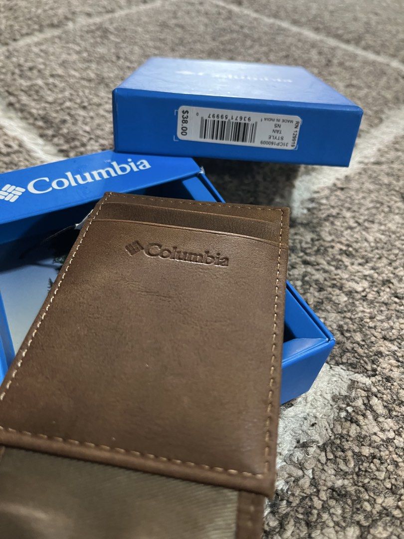 Columbia card holder wallet from U.S (Category: Wallets & Card Holders) located in Manila. Submitted by ty_imported_goods (Listing ID 1466777488, Image 2). Description: Original from U.S Srp $38 Color: Tan.