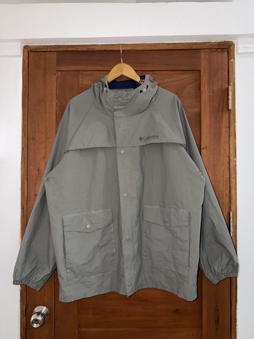 COLUMBIA RAIN COAT WATER PROOF JACKET (Category: Announcements) located in Manila. Submitted by triptothrift7 (Listing ID 1466914515, Image 1). Description: pm me for fast transaction! COLUMBIA RAIN COAT WATER PROOF JACKET for only 1500 size 2XL fitting sa sukat width 26 x 31 length no issue need wash lang sa pictures check niyo po excellent condition color rate 9/10 mode of payment gcash or bank transfer location Biñan laguna.