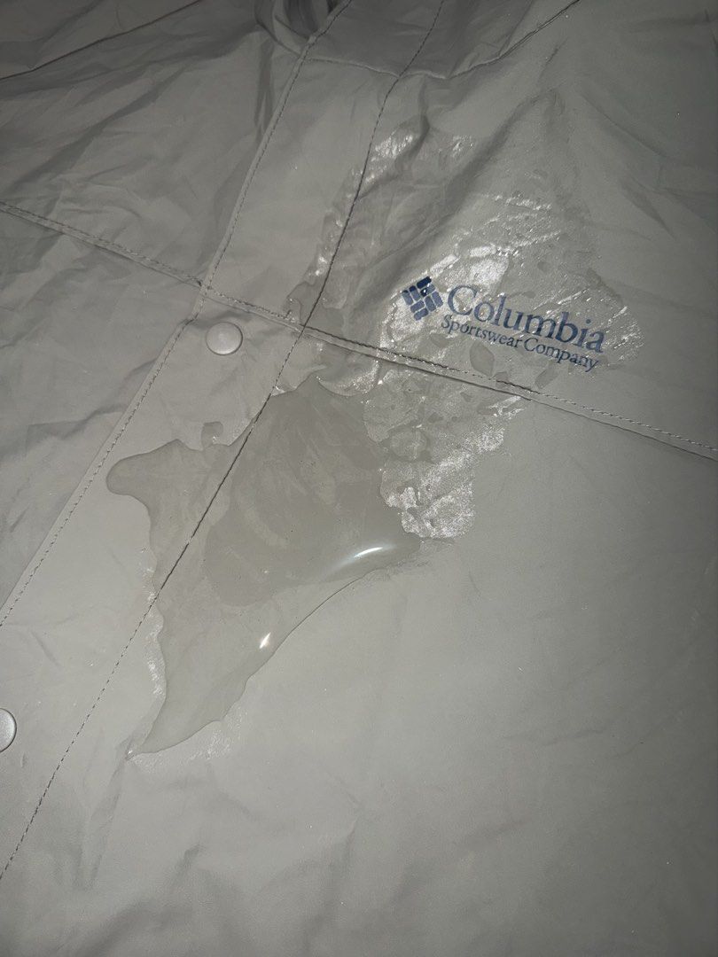 COLUMBIA RAIN COAT WATER PROOF JACKET (Category: Announcements) located in Manila. Submitted by triptothrift7 (Listing ID 1466914515, Image 3). Description: pm me for fast transaction! COLUMBIA RAIN COAT WATER PROOF JACKET for only 1500 size 2XL fitting sa sukat width 26 x 31 length no issue need wash lang sa pictures check niyo po excellent condition color rate 9/10 mode of payment gcash or bank transfer location Biñan laguna.