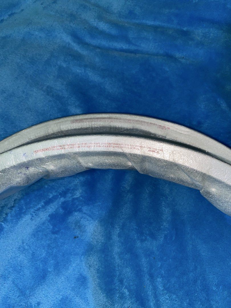 COMSTAR SILVER RIM (Category: Tires & Rims) located in Binalonan. Submitted by mj_tzn (Listing ID 1466964277, Image 3). Description: •Original Comstar rim •Anodized Silver Color •1.4x17 & 1.6x17 •Set Set Set 3k only.