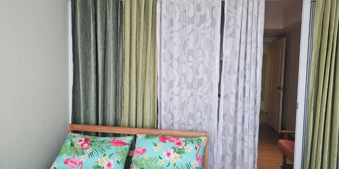 Condo for rent (Category: Apartments & Condos) located in Paranaque City. Submitted by mariacarina2020 (Listing ID 1466775851, Image 1). Description: condo for rent in Azure Urban Resort in Bicutan Parañaque.1bedroom,fullyfurnished,with balcony,facing sm bicutan,asking 15k inclusive of dues..