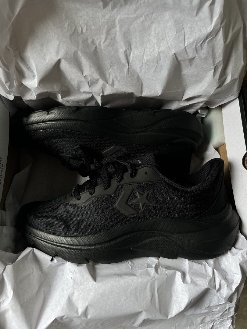 Converse day1 runner OX Sz8 (Category: Sneakers) located in Quezon City. Submitted by charddaddy (Listing ID 1466808459, Image 1). Description: Converse day1 runner OX Sz8 Selling price: 1,999 Srp: 5,495 Rfs: need funds for surgery.