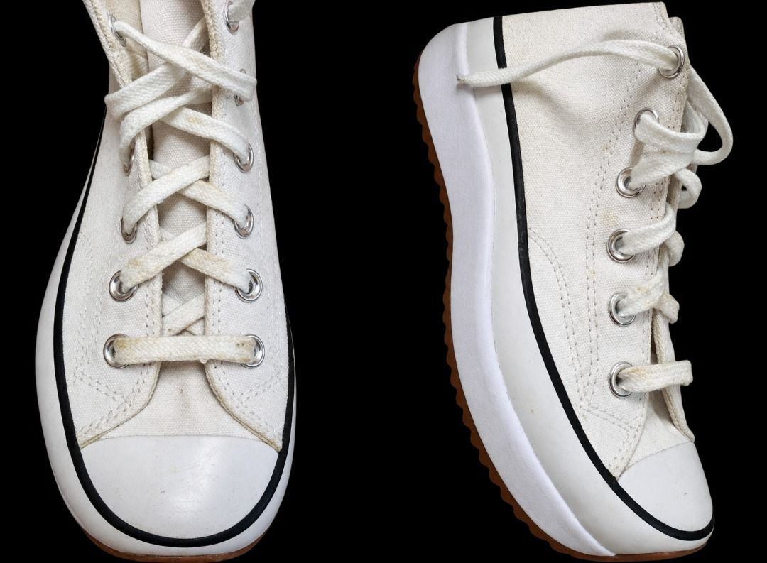 Converse Run Star Hike High Top White (Category: Sneakers) located in Quezon City. Submitted by pyress (Listing ID 1466921398, Image 2). Description: - Brand: Converse - Style: White canvas high top sneakers - Sole: Chunky platform with black and gum brown jagged rubber tread - Details: Classic Chuck Taylor ankle patch logo - Inclusions: Comes with original laces and original black shoebox - Condition: With minor discoloration(storage issue) - si