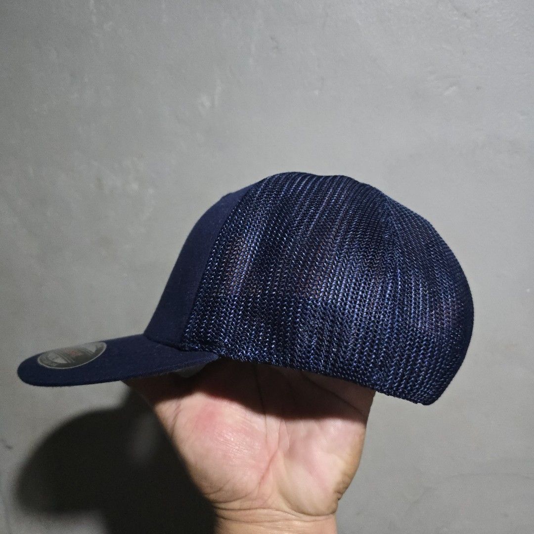 Cool Sys Fitted Cap (Category: Caps & Hats) located in Quezon City. Submitted by SuotKalyeManila (Listing ID 1466793917, Image 3). Description: Manage your expectations ukay ukay caps po ito at hindi po brand new pero minsan mga flaws pero wearable naman ang presyo po ay depende sa kondisyon ng cap Condition: Excellent Size: Large/ Xlarge on tag Color Rate: 9.5/10 No Issue Laba na po and ready to wear pm for details .