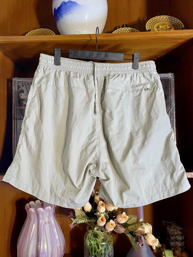 COVERNAT (Category: Shorts) located in Davao. Submitted by the_rare_hustla (Listing ID 1466885986, Image 3). Description: COVERNAT Issue None Need Wash Only Color rate 10/10 Width - 34 Length - 17 Size XL on tag Dm If Interested!.
