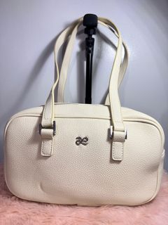 (Category: ) located in . Submitted by shaberbree (Listing ID 1466907320, Image 1). Description: .