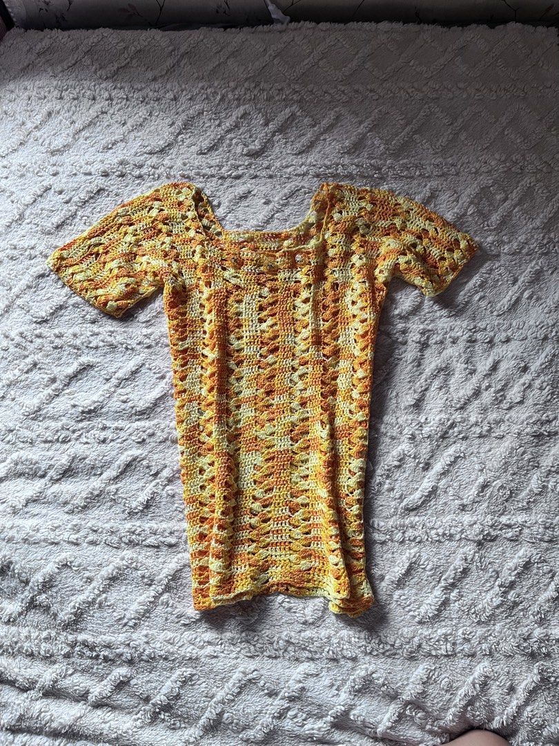 crochet beach top (Category: Others Tops) located in Imus. Submitted by spicycartel (Listing ID 1466969910, Image 2). Description: s-m no ww only on mane.