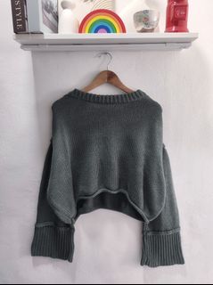 (Category: ) located in . Submitted by knitwear_dahlia (Listing ID 1466779766, Image 1). Description: .