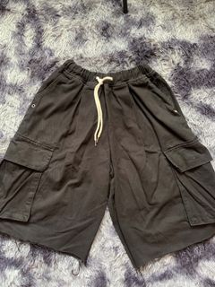 (Category: ) located in . Submitted by duskthrift (Listing ID 1466857196, Image 1). Description: .